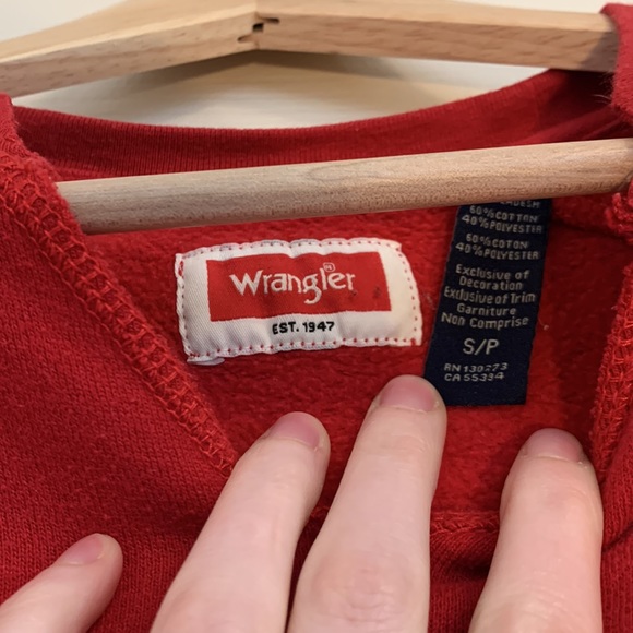 Red wrangler sweatshirt - Picture 3 of 4